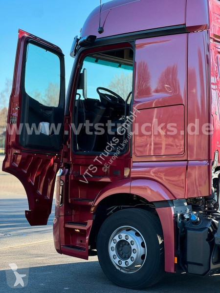 شاحنة Mercedes 2551 L 6x2...