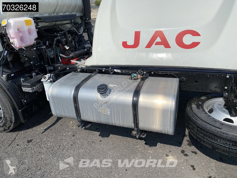 شاحنة JAC N 90 4X2 NEW! 9T Chassis Automatic...