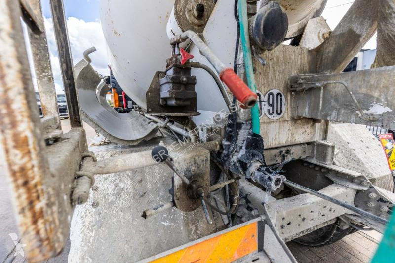 Lastbil Volvo 12440 +MANUAL+ LIEBHERR 9M3