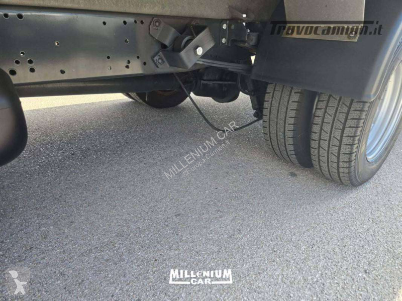 Camion Iveco 35-18 (2020) CELLA FRIGO 4,30 ATP