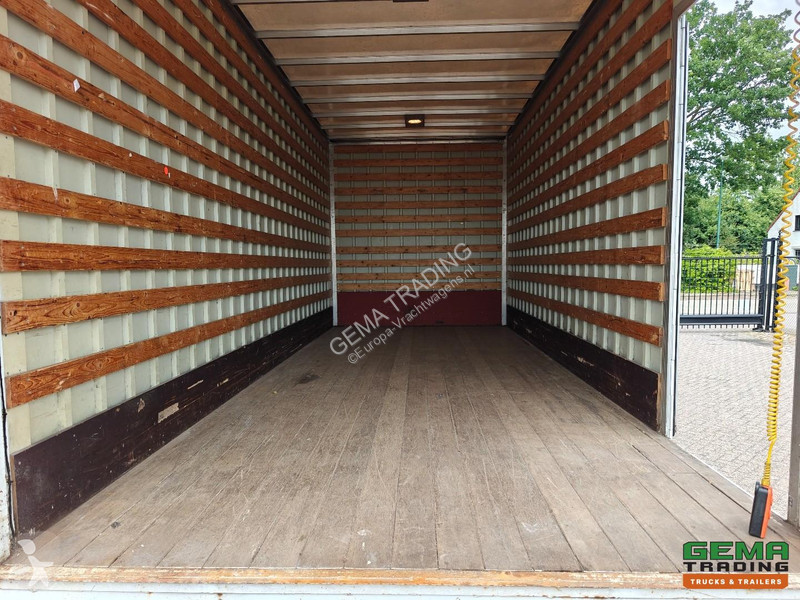 شاحنة Mercedes ATEGO  4x2 Day Cab (3 pers)...