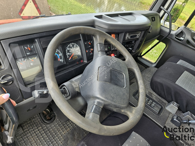 شاحنة Volvo 15