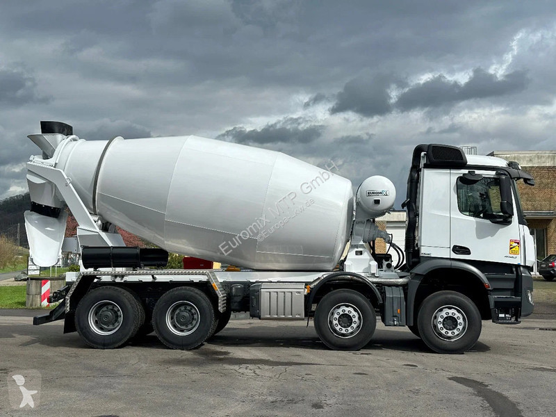 Betonárske zariadenie Mercedes 4145...