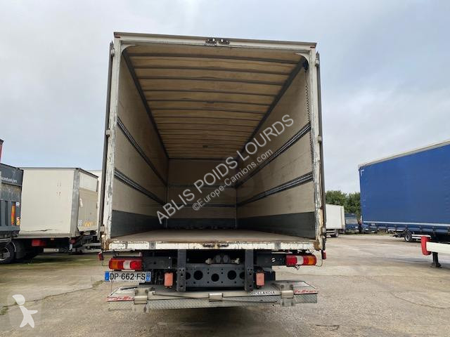 Camion Mercedes 1833