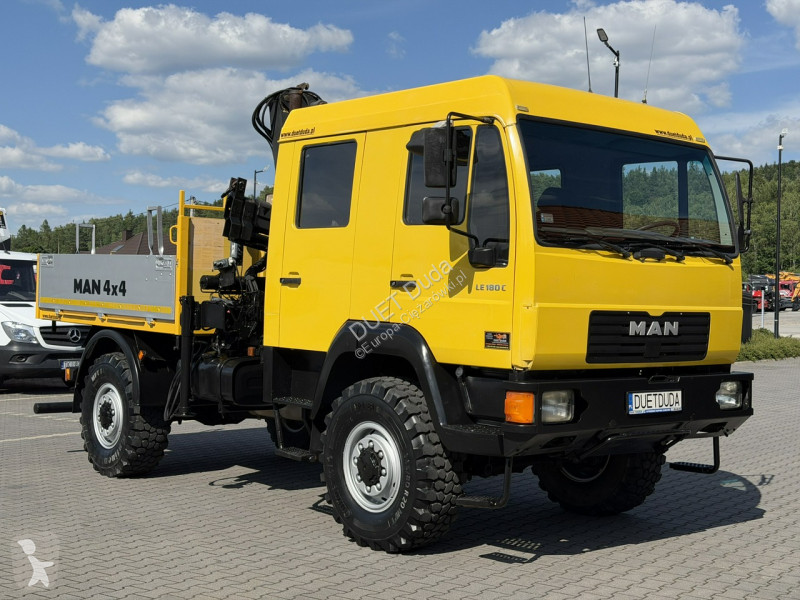 Camion MAN LE 180C 4x4 DOKA 4.6/180KM...