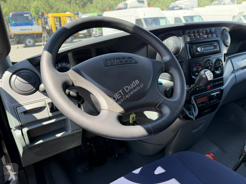 شاحنة Iveco 55S18W 4x4 Zwyżka 16m Bumar...