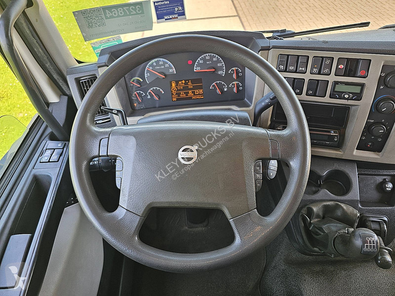 شاحنة Volvo 24012 MANUAL HIAB 033T