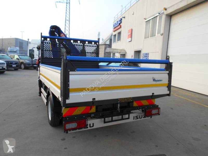 Грузовик Isuzu