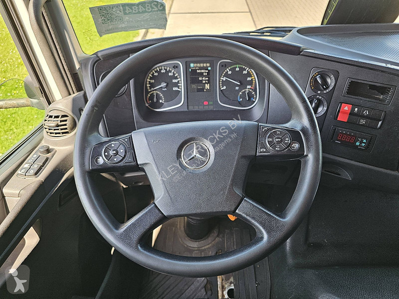 شاحنة Mercedes ATEGO