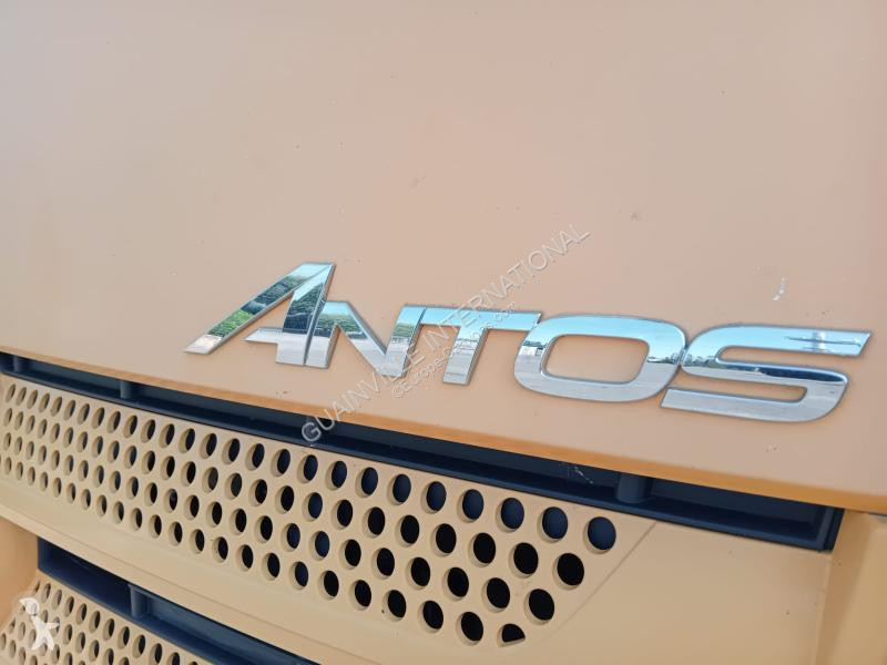 شاحنة Mercedes 2543