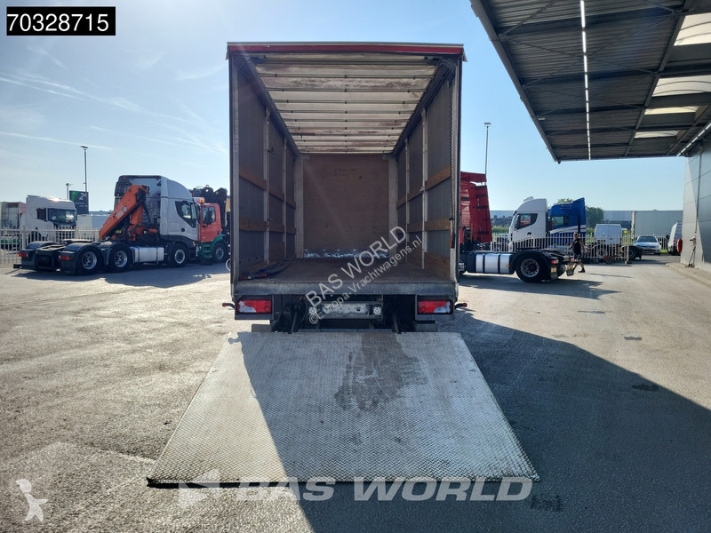شاحنة MAN 12.220 4X2 12tonner curtainsider...