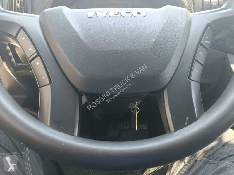 شاحنة Iveco