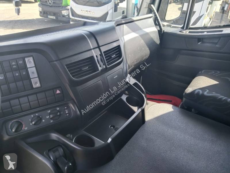 شاحنة Iveco
