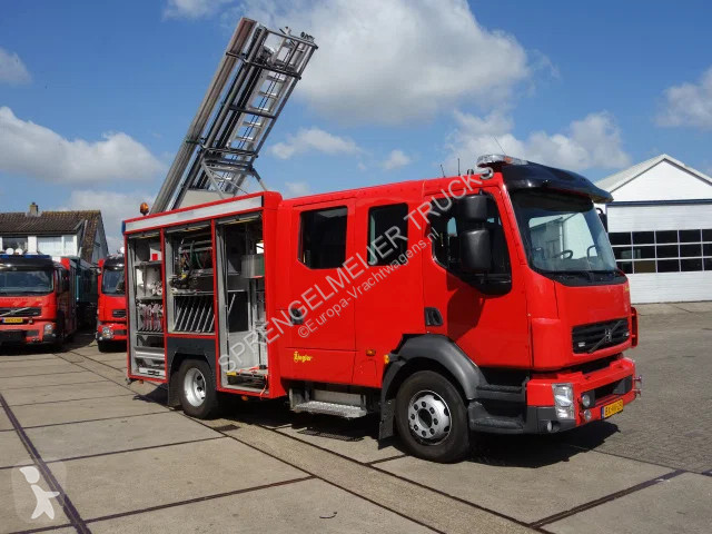 شاحنة Volvo FL
