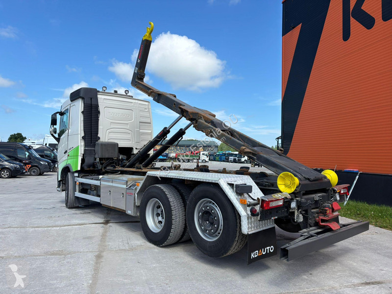 شاحنة Volvo 540 6x2*4 HIAB XR 21 ton / L=5650...