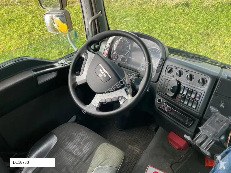 Vrachtwagen MAN TGM 18.330