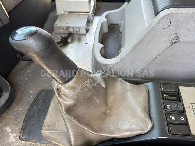 شاحنة Renault CARB LEG 13500 L 4 CPTM PREMIUM