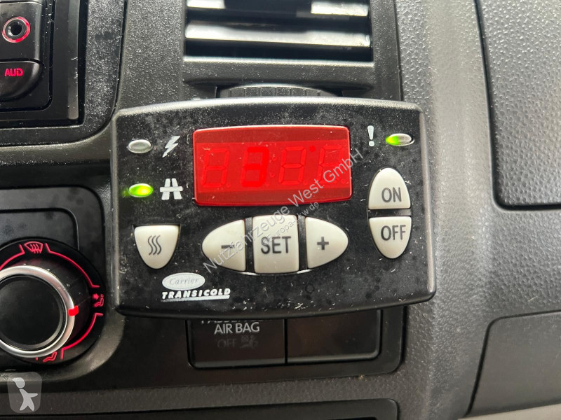 عربة نفعية Volkswagen T5 Kühlkasten Tiefkühlung...