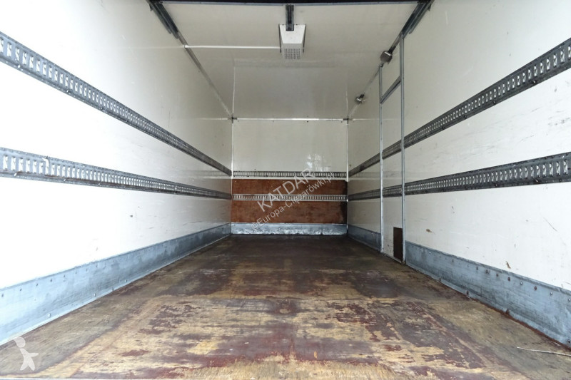شاحنة MAN TGL 12.220 Euro 6 kontener 18p 423...