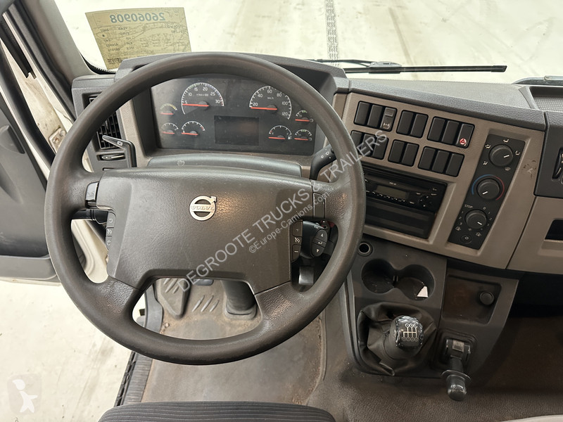Camion Volvo FL 240