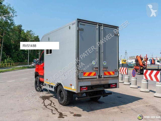 Ciężarówka Iveco DAILY Chassis Cab 3,5T ! Camper