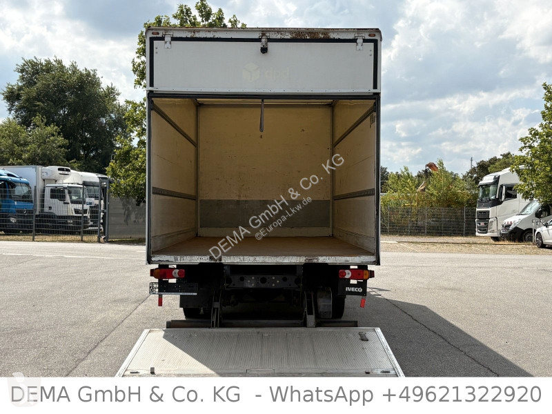 Vrachtwagen Iveco...