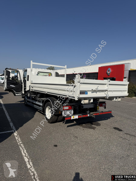 شاحنة Isuzu M30