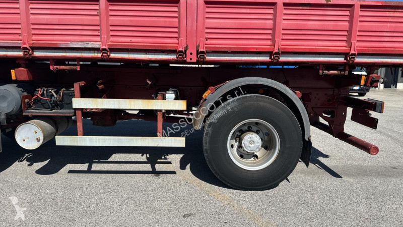 شاحنة Iveco 100E21 4X4