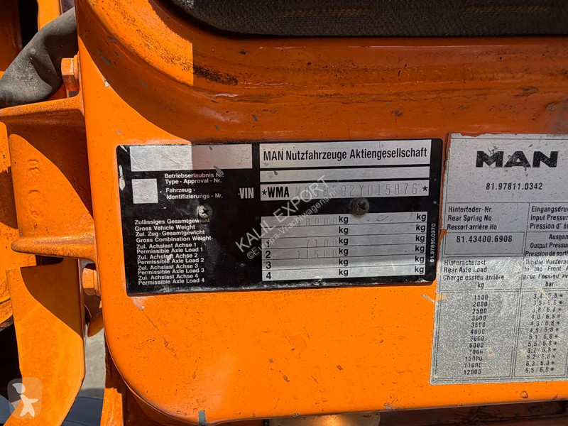 Lastbil MAN 18.240 - Toilet Truck - 9.300 L -...