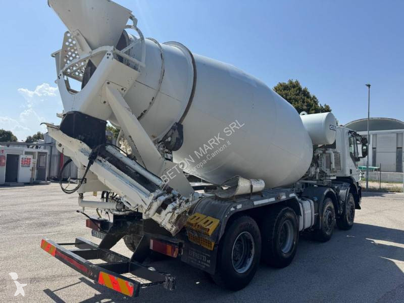 شاحنة Iveco