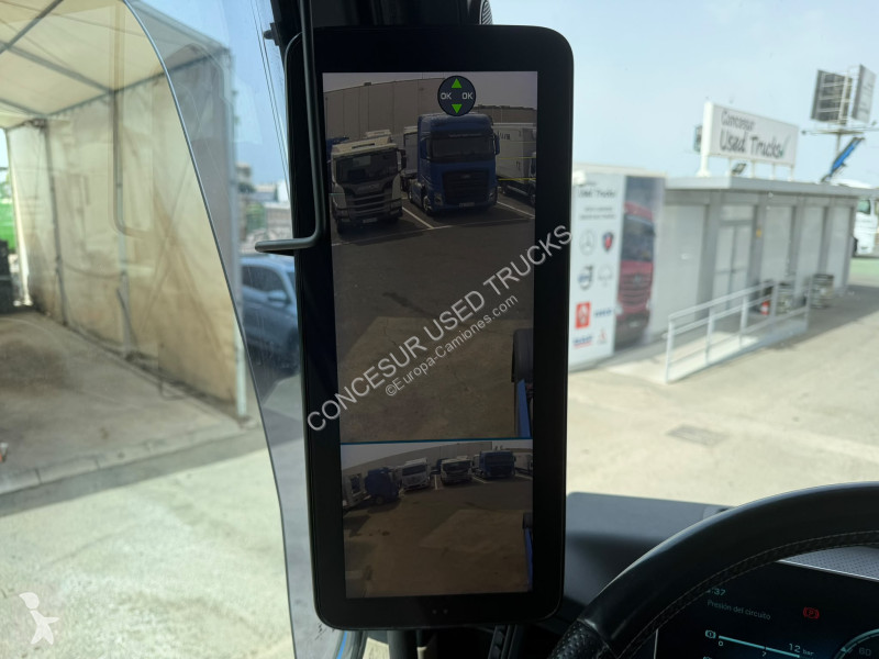 شاحنة Mercedes  1848 GIGA SPACE