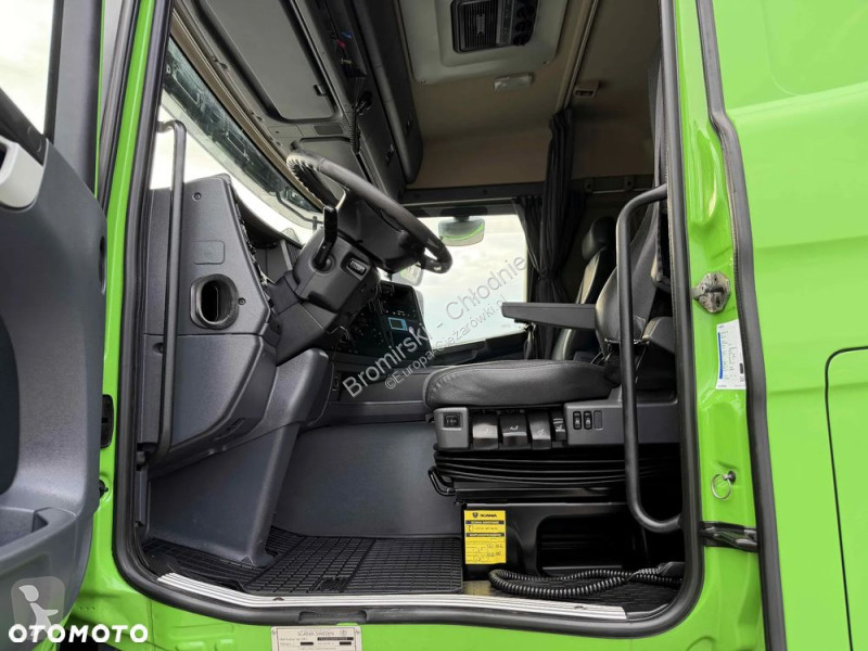 شاحنة Scania 490 CHŁODNIA THERMO KIN OŚ SKRĘTNA E6