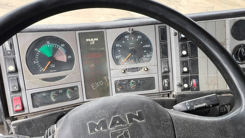 شاحنة MAN 35.410 (MANUAL PUMP / POMPE MANUEL /...