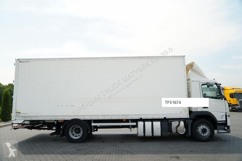 Ciężarówka Volvo FM 370 / KONTENER 7,8 M / 4x2...
