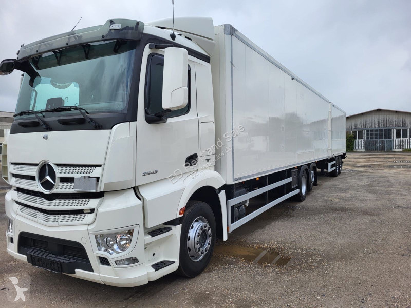 شاحنة Mercedes 2548 L 9,60 Koffer+...