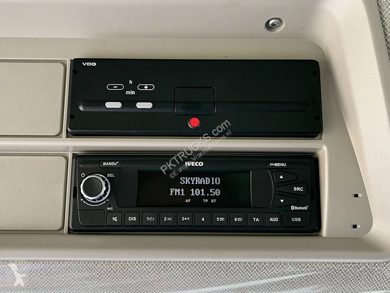شاحنة Iveco AD380T47WH-3800 Chassis Cabin (2...