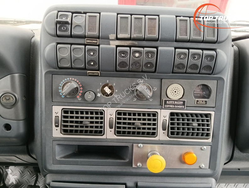 شاحنة Iveco 140 E24 4x4 -4,000 ltr - -...