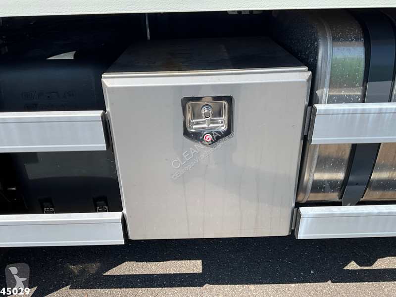 شاحنة DAF FAX  530 Euro 6 HMF 95 Tonmeter...