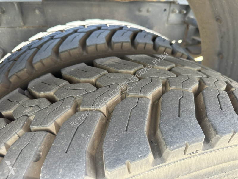 شاحنة Mercedes Actros 1831 4x2 Actros 1831 4x2,...