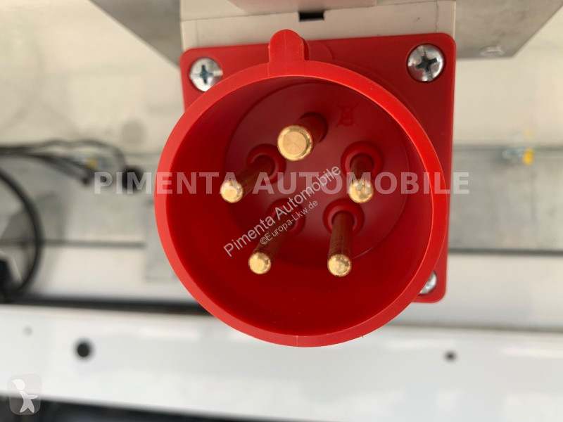 شاحنة Volkswagen 50 TK KOFFER -20°C TKING NAVI...