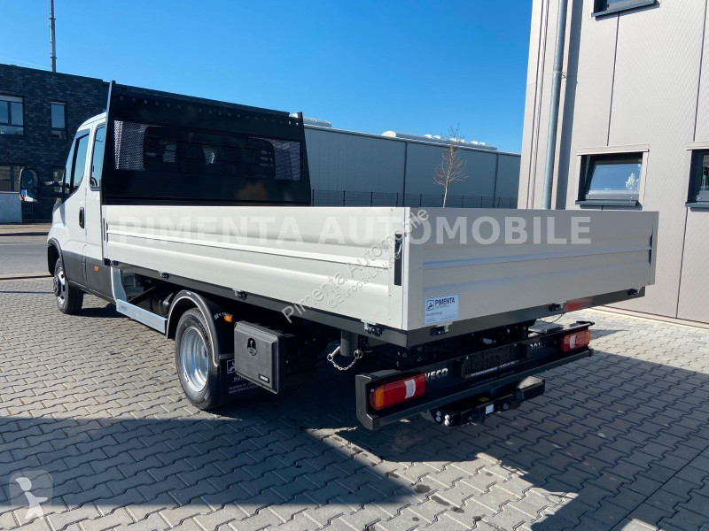 شاحنة Iveco 70C18H MY26 DOKA 3SKIPPER AHK...