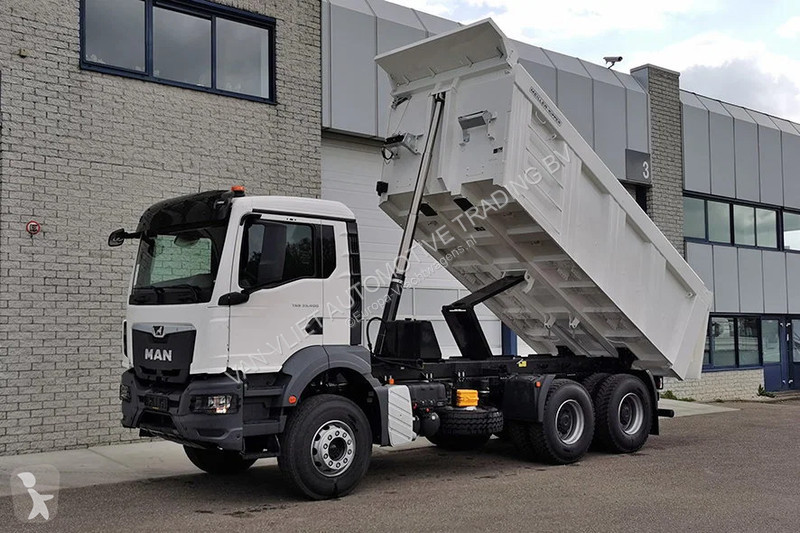 شاحنة MAN 33.400 BB CH Tipper Truck (9 units)
