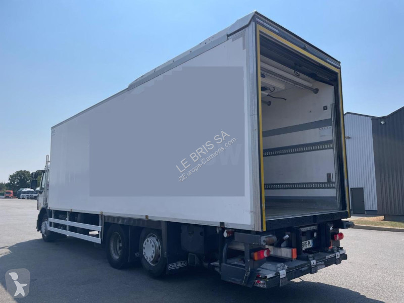 شاحنة Renault  D26.320