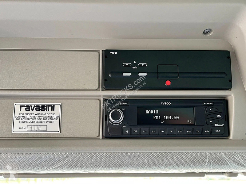 Camión Iveco AD380T43WH AT Fuel Tank Truck (4...