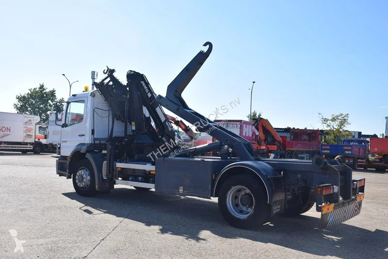 شاحنة Mercedes 1823 +Hooklift + MKG crane - 6x...