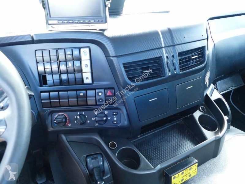 Грузовик Iveco 460 *Abrolkipper*6X2*