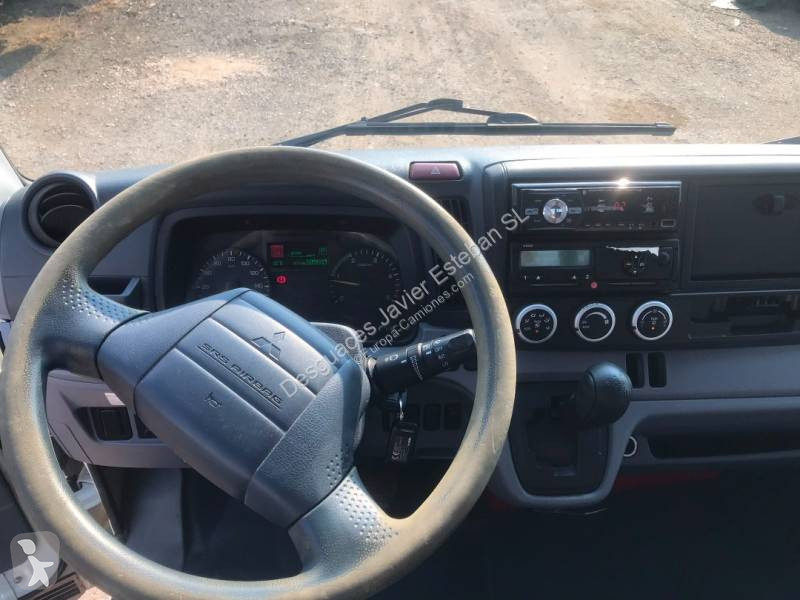 شاحنة Mitsubishi