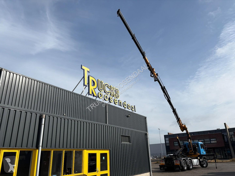 شاحنة MAN 33,360 + EFFER 210/4S 4 X EXT. + JIB...