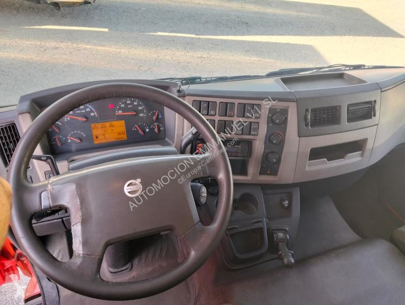 شاحنة Volvo 21012
