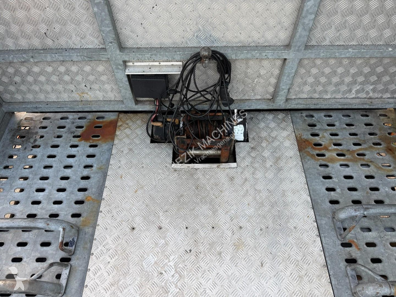 شاحنة MAN 8.180  Winch ramp truck